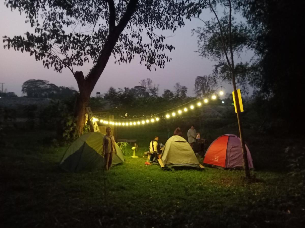 เฮือนน้ำน่าน House By The River Nan Uttaradit Εξωτερικό φωτογραφία